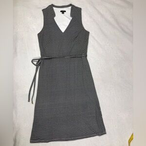 Ann Taylor EUC Classic Black & White Checkered Sleeveless Dress size XXSP